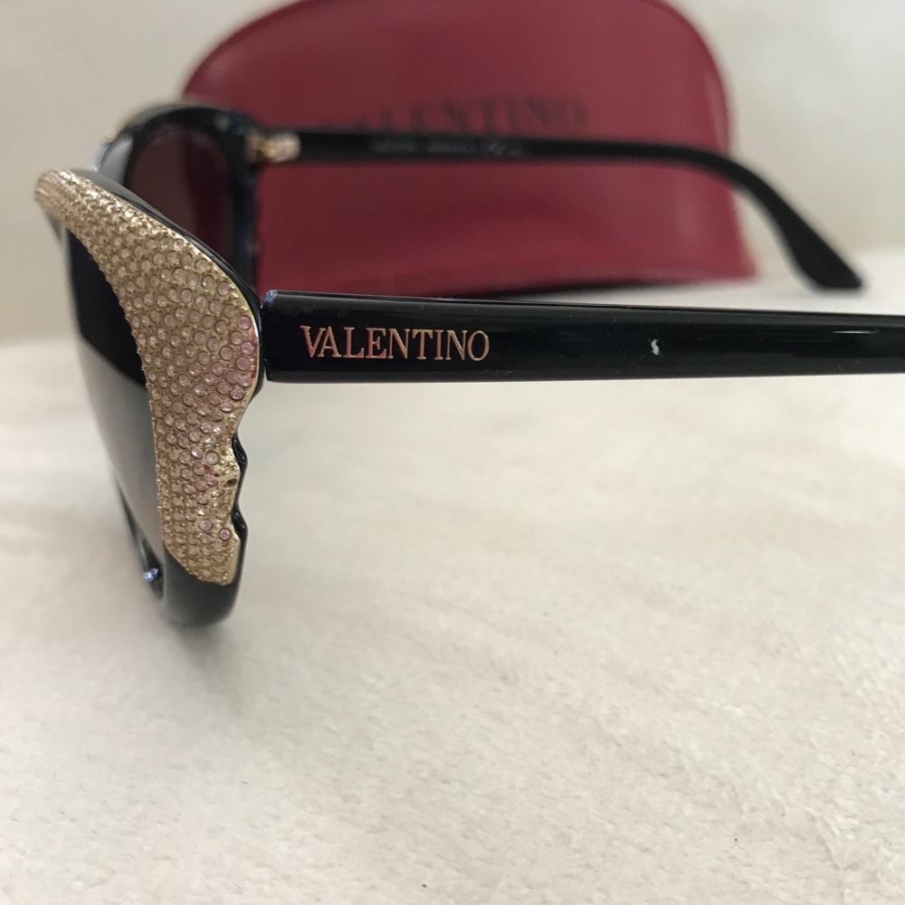 Valentino Sunglasses Cateye Crystals - Picture 5 of 11
